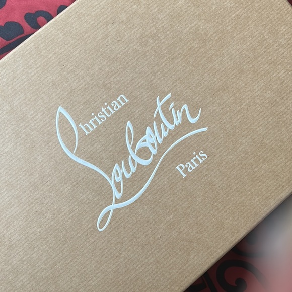 Authentic CL Red Bottoms with lots of Class to add to any look - Picture 8 of 11